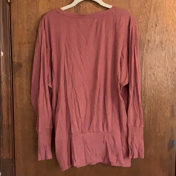Express Small long sleeve blush lined sweater - Picture 3 of 3